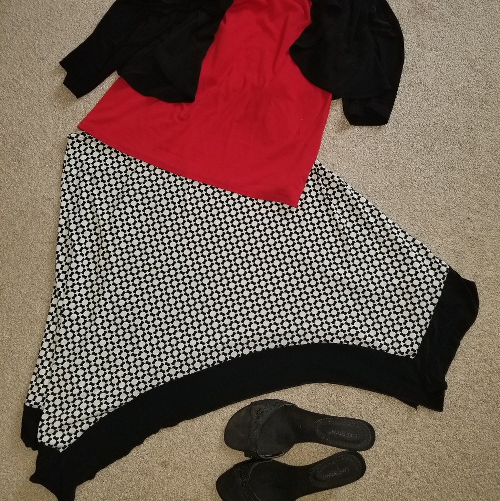 Cute Mid Length Skirt